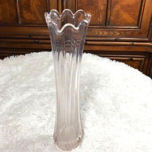 Vintage Glass Tulip Scalloped Vase
